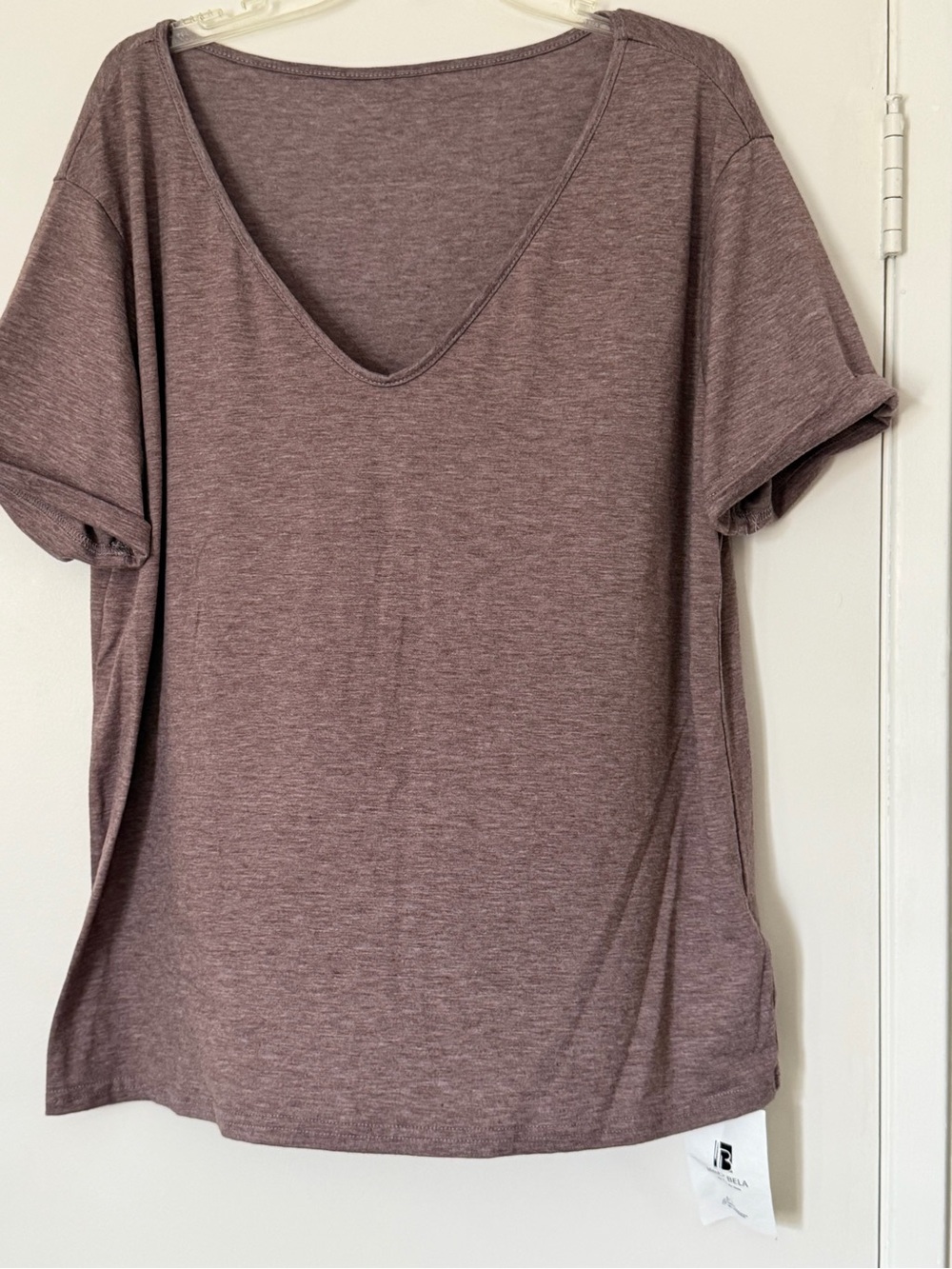 Everyday V-Neck Women's Top - Dusty Mauve